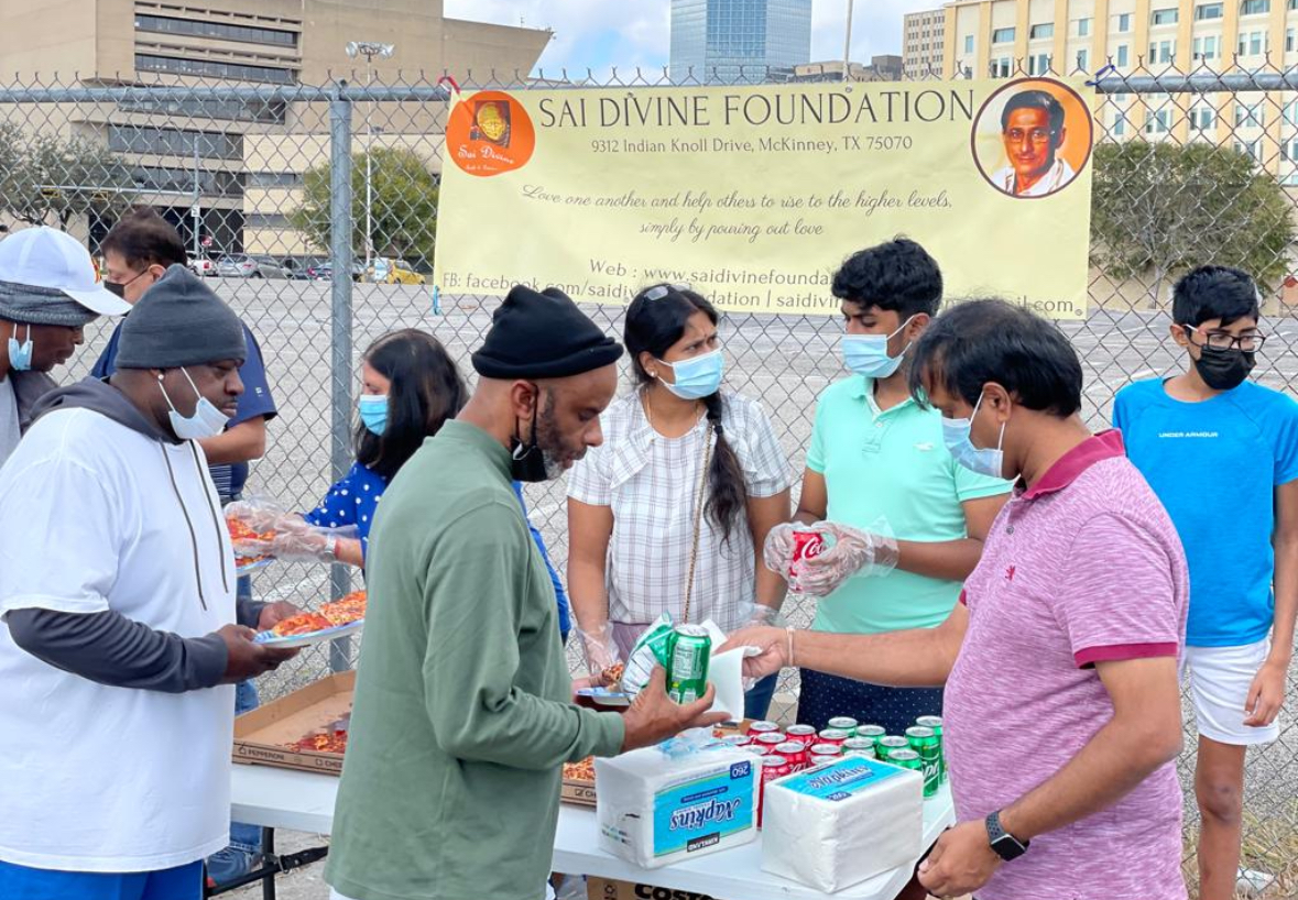 Volunteers distributing supplies